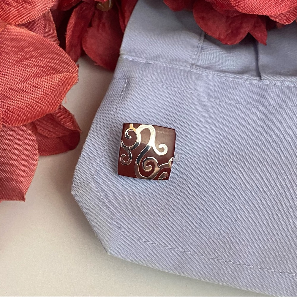 Elegant Coffee and Silver Square Cufflinks - Picture 10 of 16